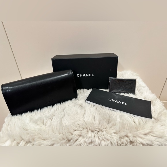 CHANEL BNIB sunglasses. OBO. Authentic. Unworn. No scratches. Original packaging - Picture 7 of 8